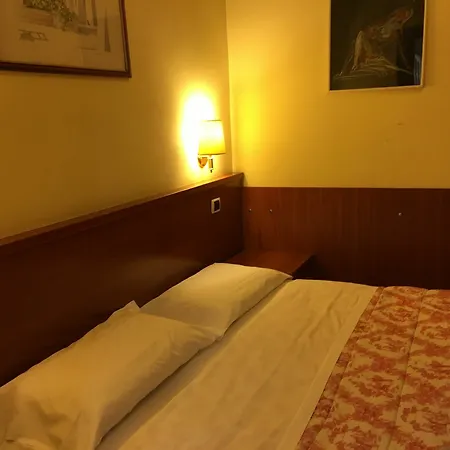Terminal House 2* Рим