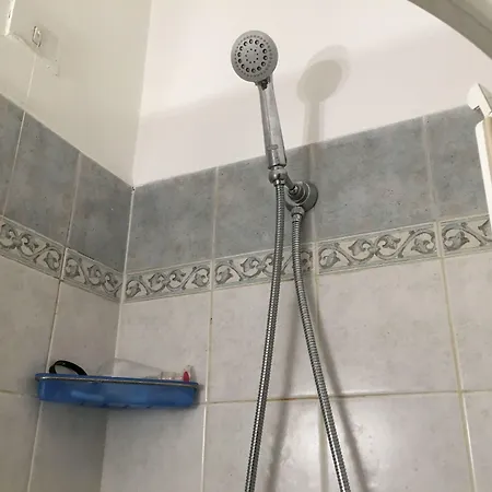 מלון Terminal House 2*