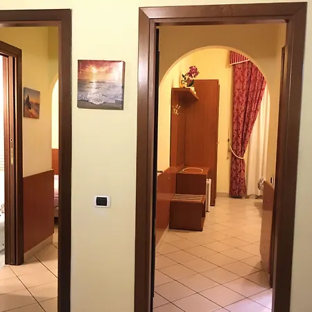 מלון Terminal House