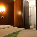 Terminal House Hotel 2*