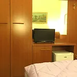 Hotel Terminal House