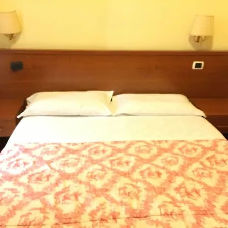 Hotel Terminal House 2*
