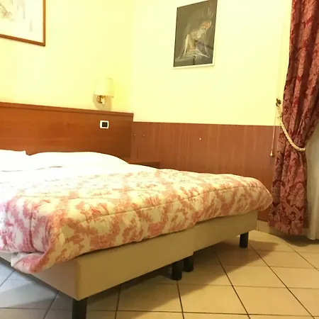 Terminal House Hotel 2*